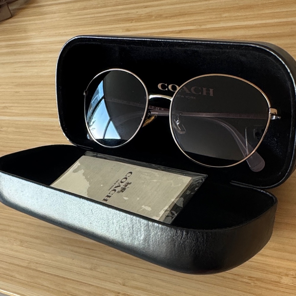Coach Round Sunglasses with Case